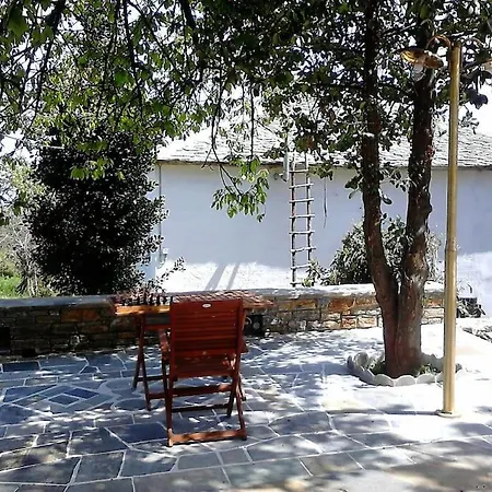 Holiday home Ground Floor Stonehouse With Yard.